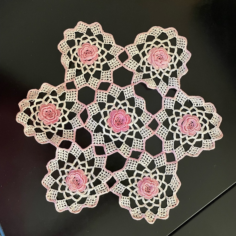 Delicate Pink and White Rosette Doily - Picture 1 of 4